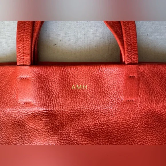 Cuyana Classic Easy Tote in RIOJA Pebbled Leather - Picture 7 of 13